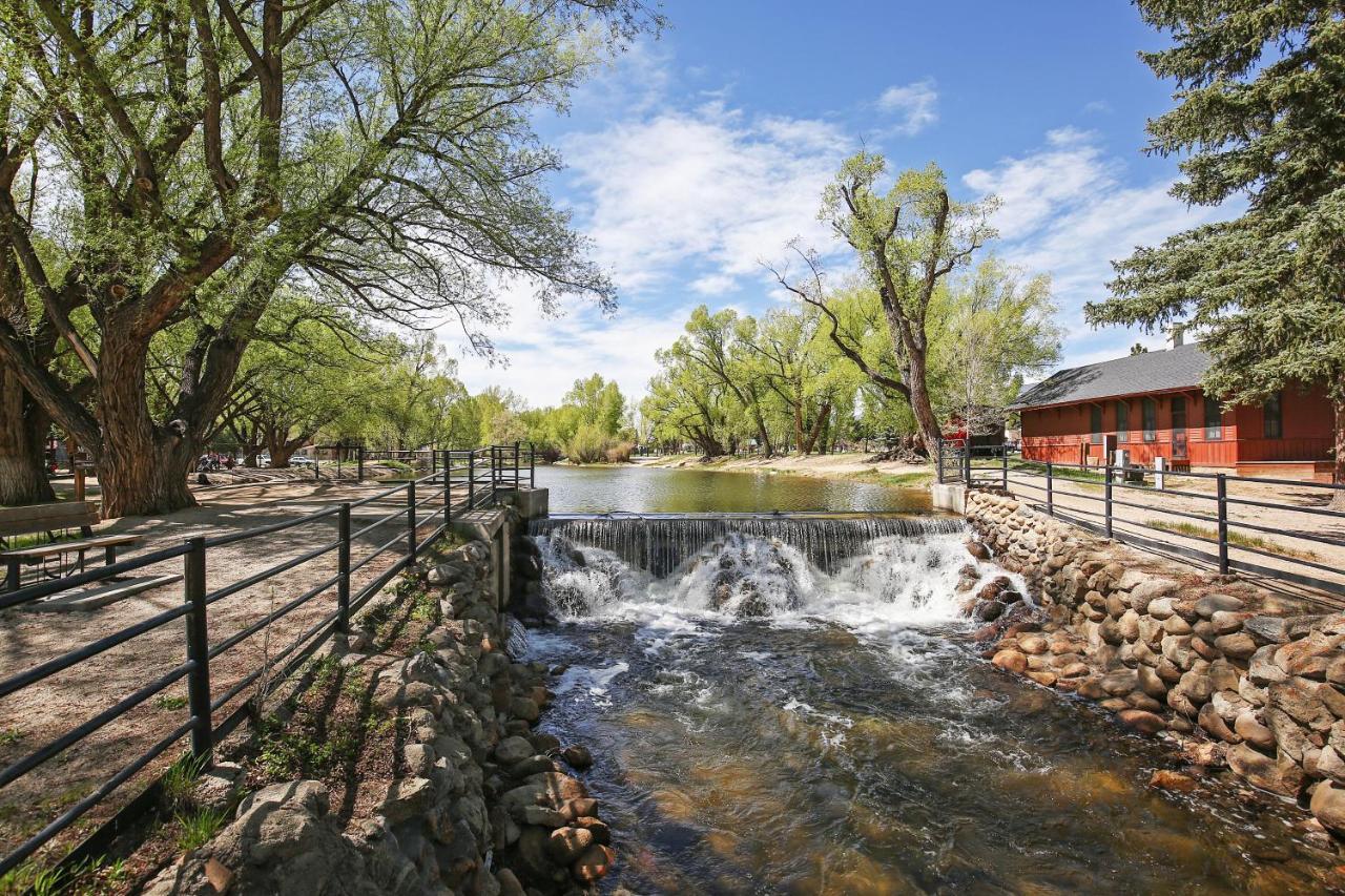 Downtown Buena Vista Condo Walk To River And Cafes! Zewnętrze zdjęcie
